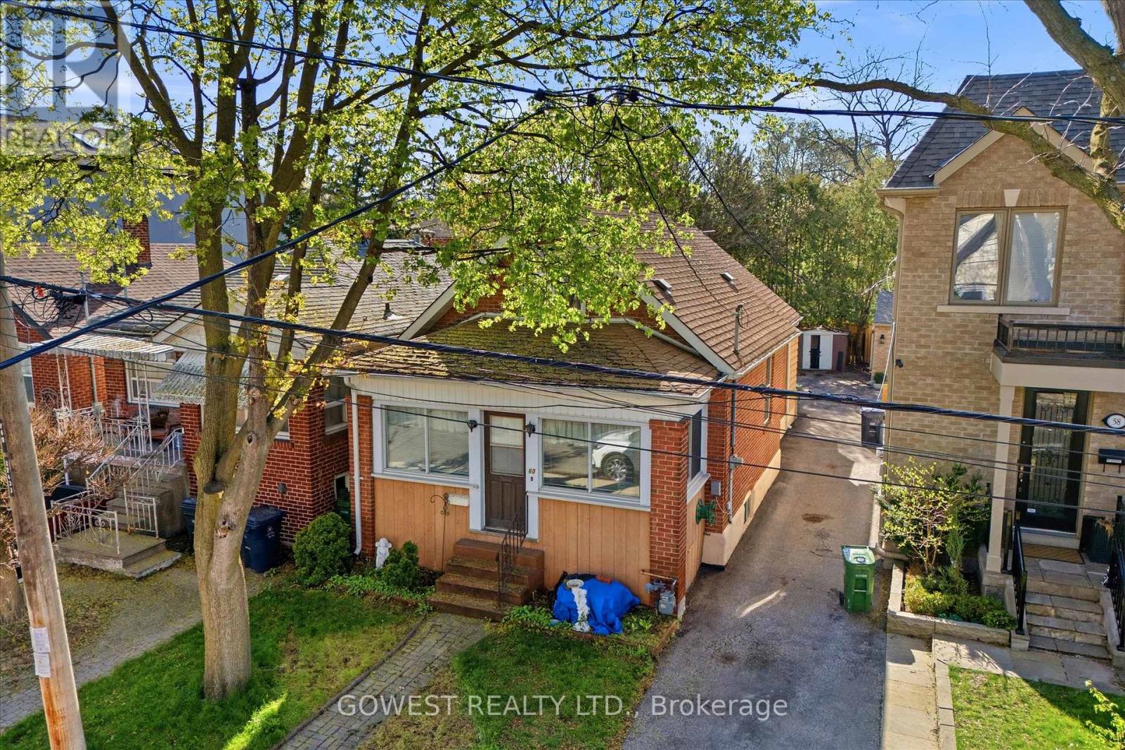60 Warren Crescent, Toronto, Ontario  M6S 4S2 - Photo 2 - W13107060