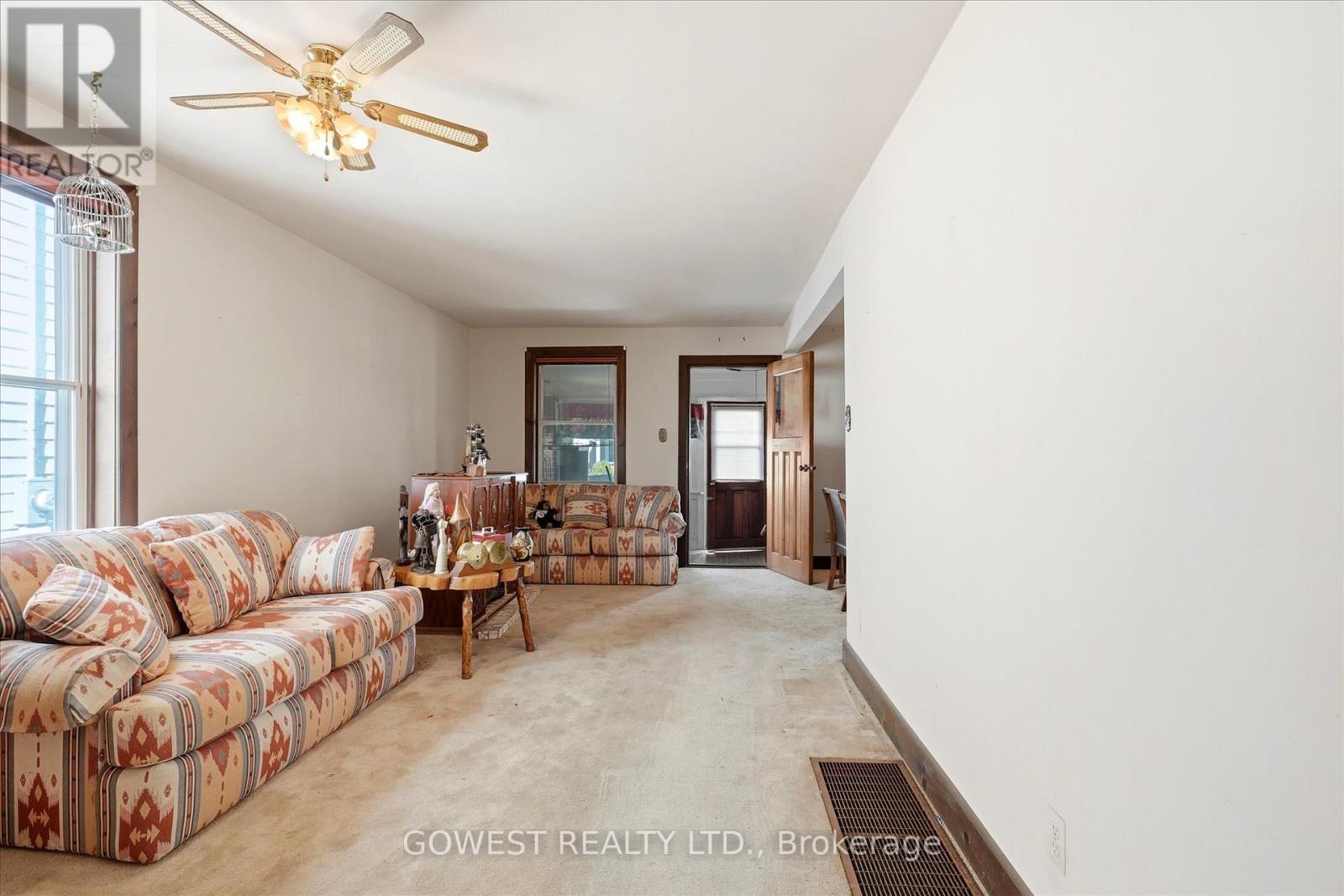 60 Warren Crescent, Toronto, Ontario  M6S 4S2 - Photo 22 - W13107060