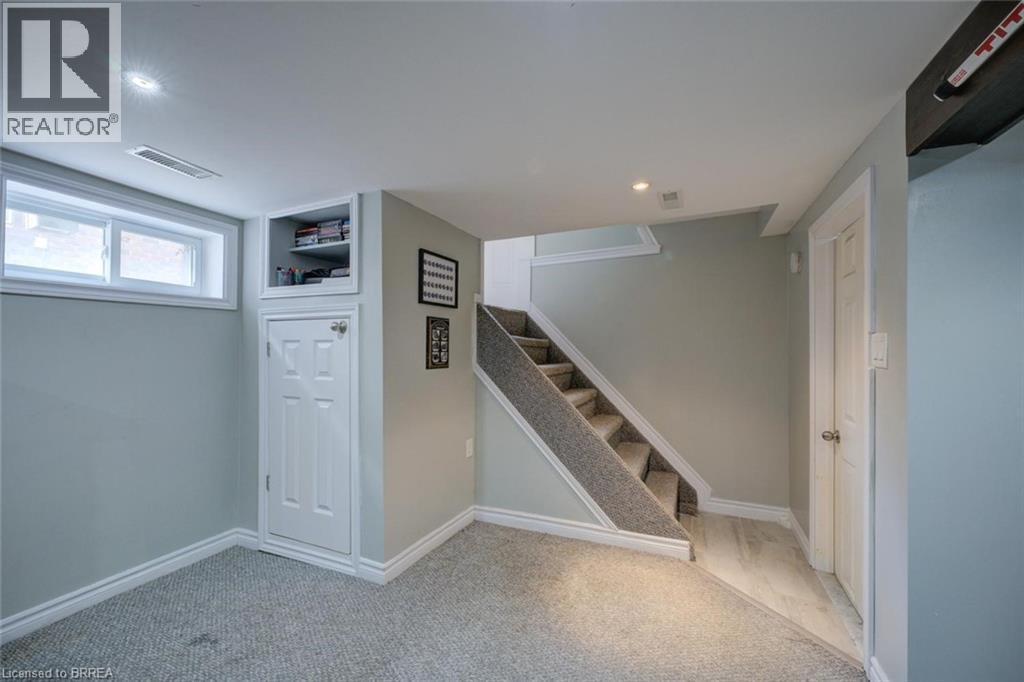 27 Edwin Street, Brantford, Ontario  N3T 4B8 - Photo 22 - 40827091