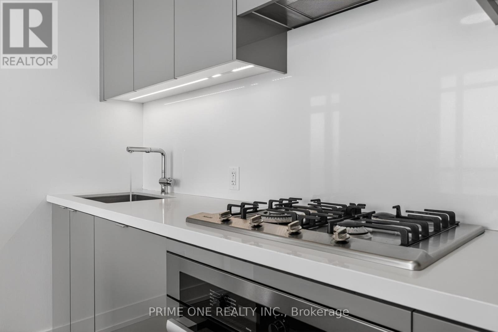6113 - 7 Grenville Street, Toronto, Ontario  M4Y 0E9 - Photo 13 - C13101620