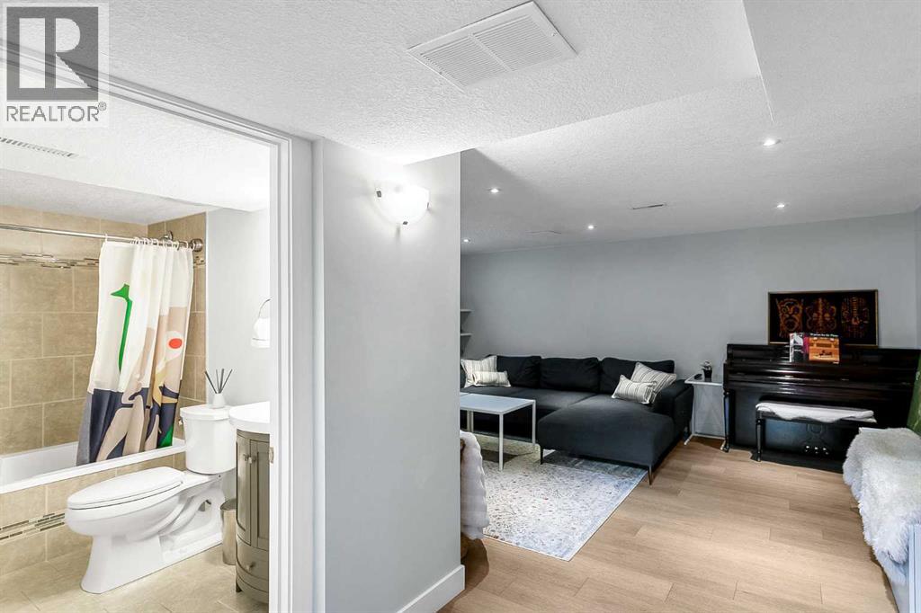 95 Hillgrove Crescent Sw, Calgary, Alberta  T2V 3K9 - Photo 33 - A2309620