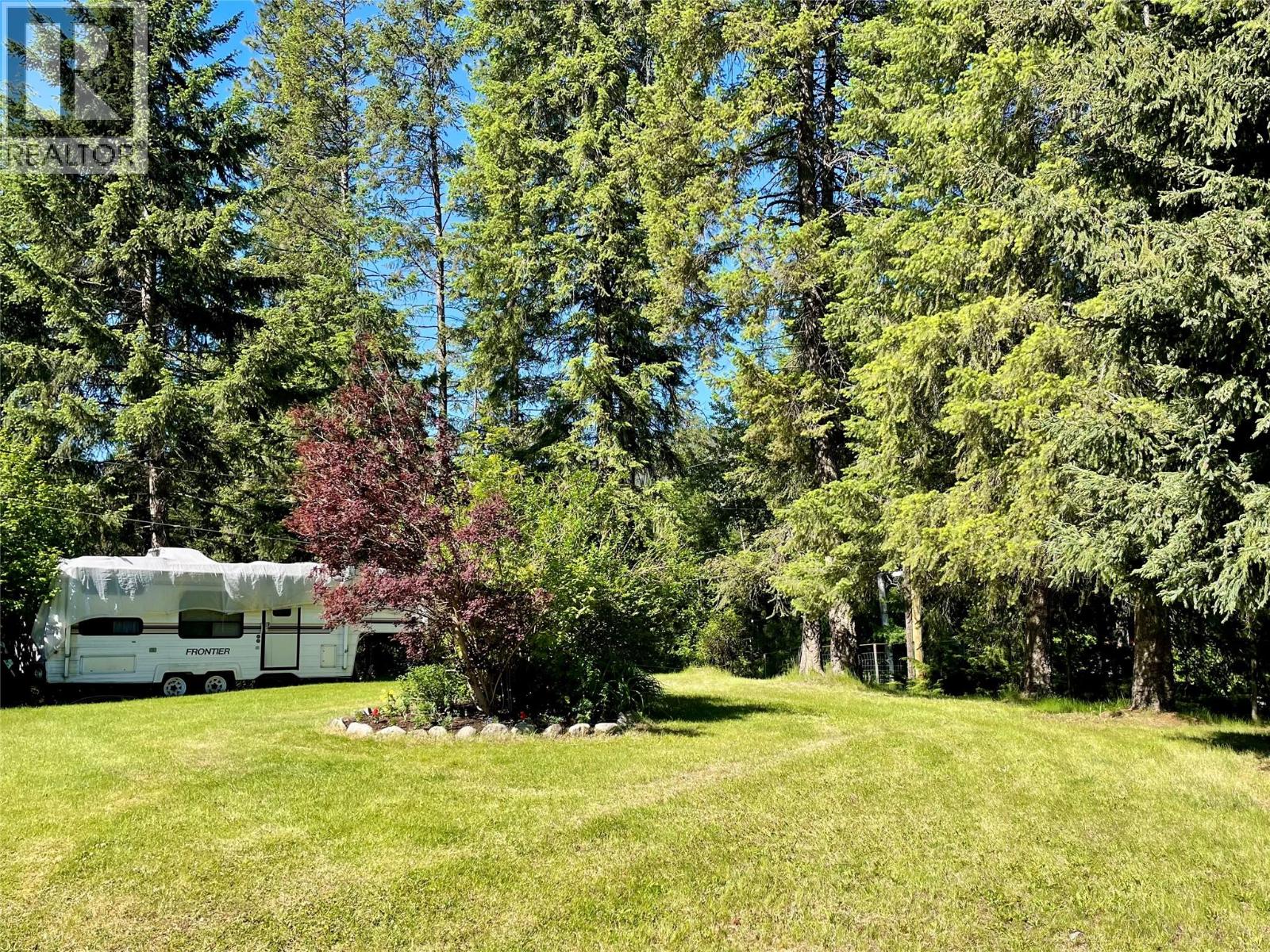 1524 Burger Road, Christina Lake, British Columbia  V0H 1E0 - Photo 42 - 10386461