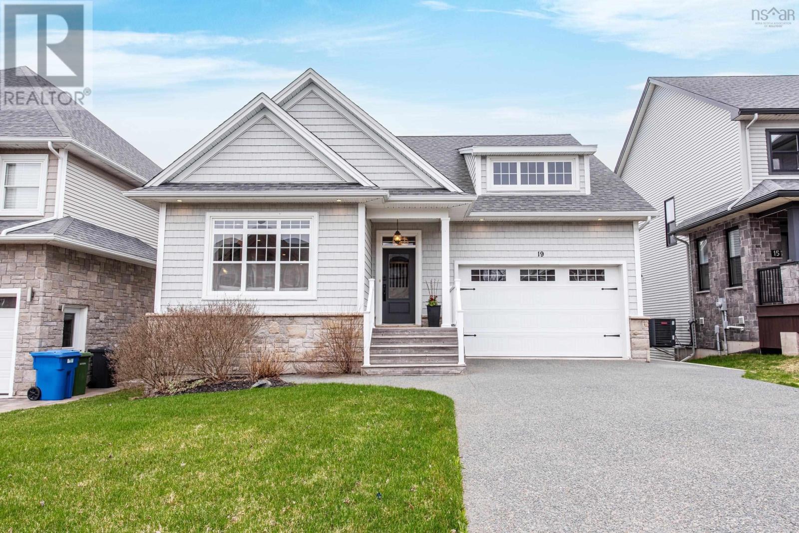 19 Cranfield Court, West Bedford, Nova Scotia  B4B 0S8 - Photo 1 - 202609885