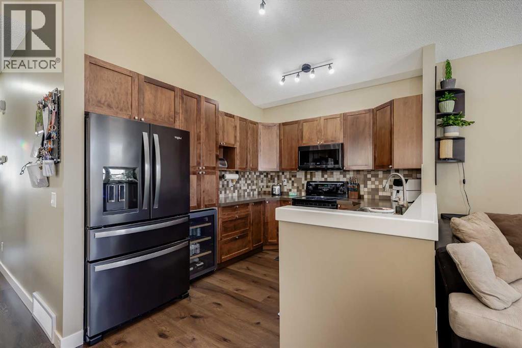 24 Elgin Meadows Manor SE, Calgary, Alberta  T2Z 0S2 - Photo 6 - A2301133