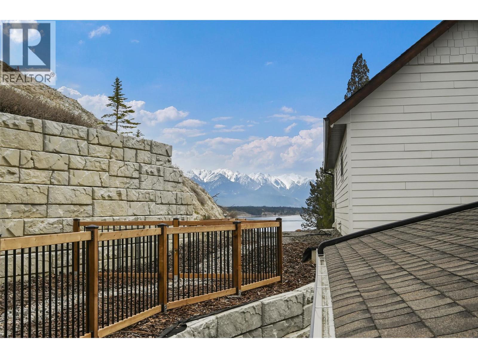 726 Taynton Drive, Invermere, British Columbia  V0A 1K6 - Photo 6 - 10386326