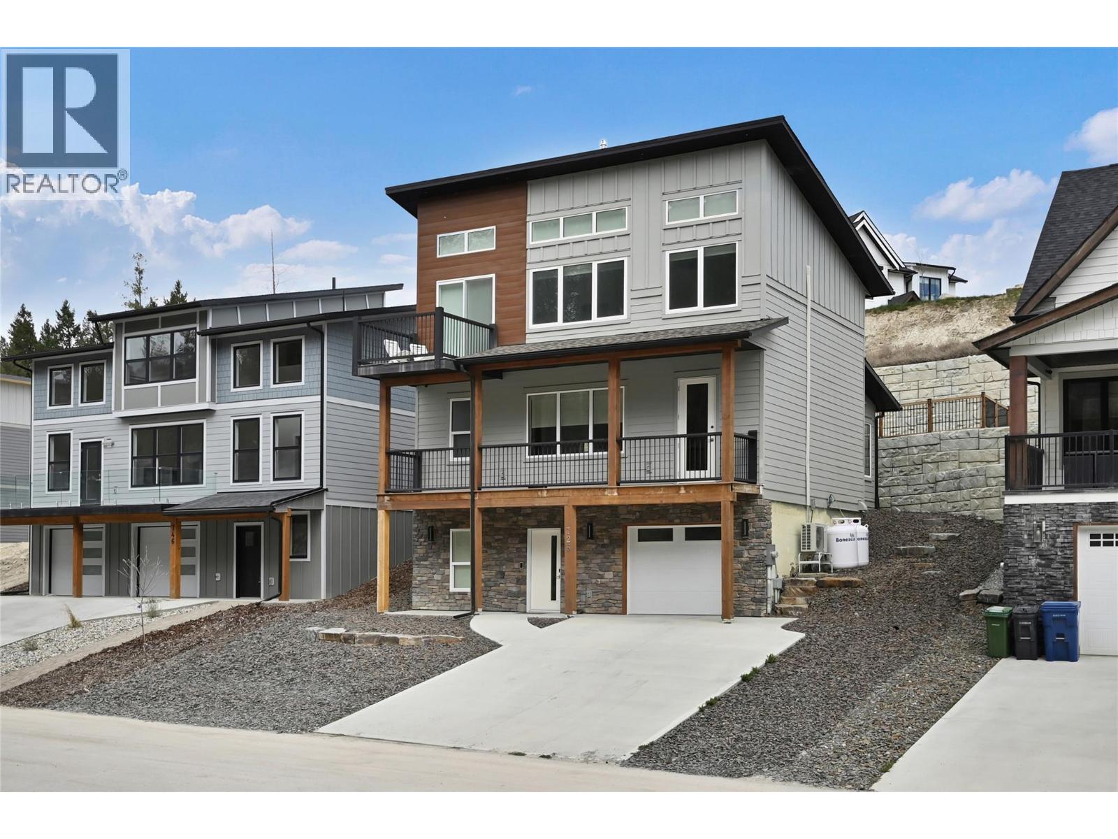 726 Taynton Drive, Invermere, British Columbia  V0A 1K6 - Photo 3 - 10386326