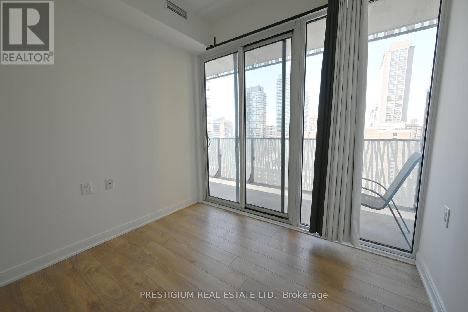 1804 - 42 Charles Street E, Toronto, Ontario  M4Y 0B7 - Photo 15 - C13107126