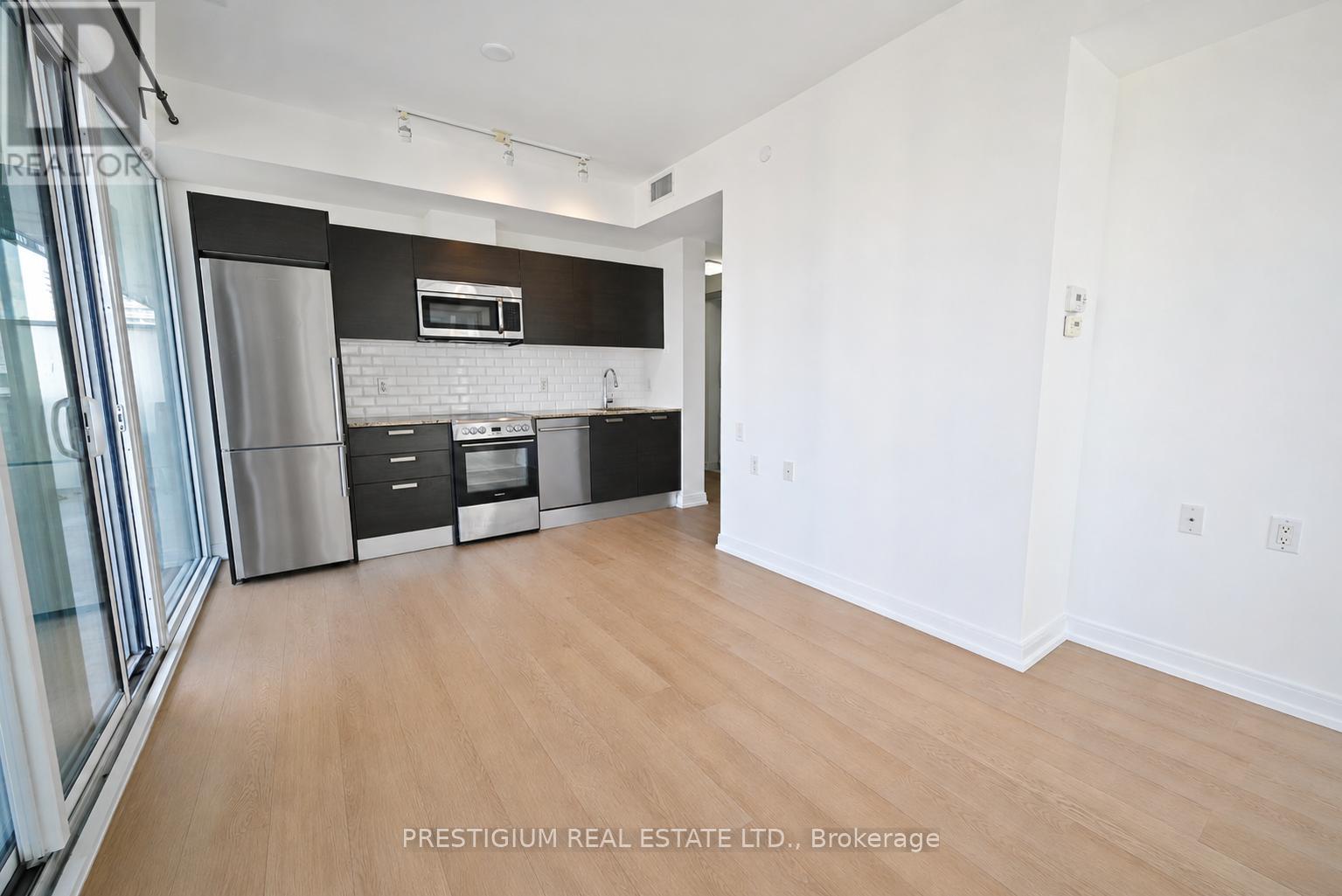 1804 - 42 Charles Street E, Toronto, Ontario  M4Y 0B7 - Photo 2 - C13107126