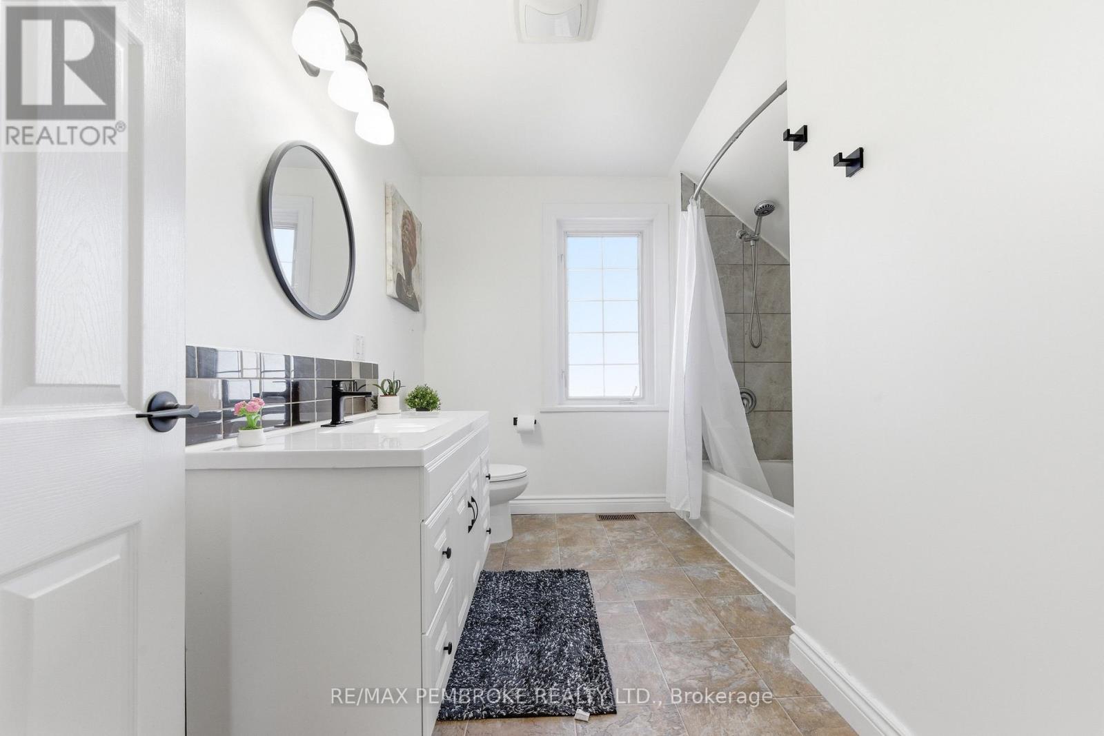 566 Perth Street, Pembroke, Ontario  K8A 6B6 - Photo 24 - X13107086