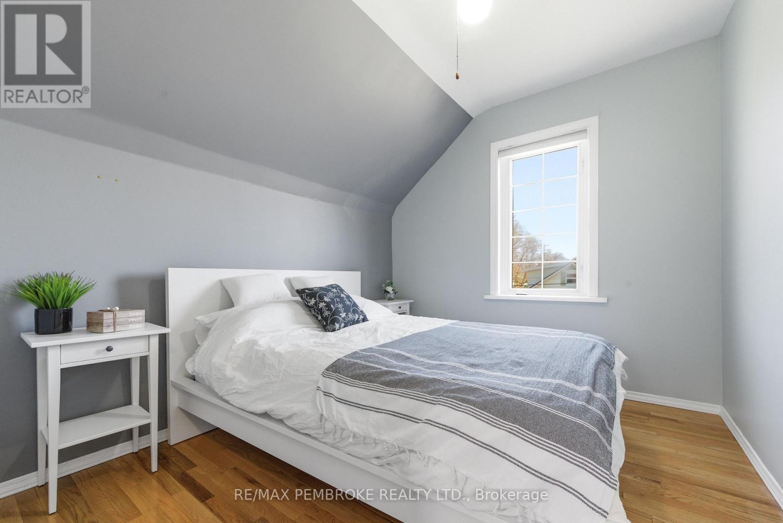 566 Perth Street, Pembroke, Ontario  K8A 6B6 - Photo 27 - X13107086