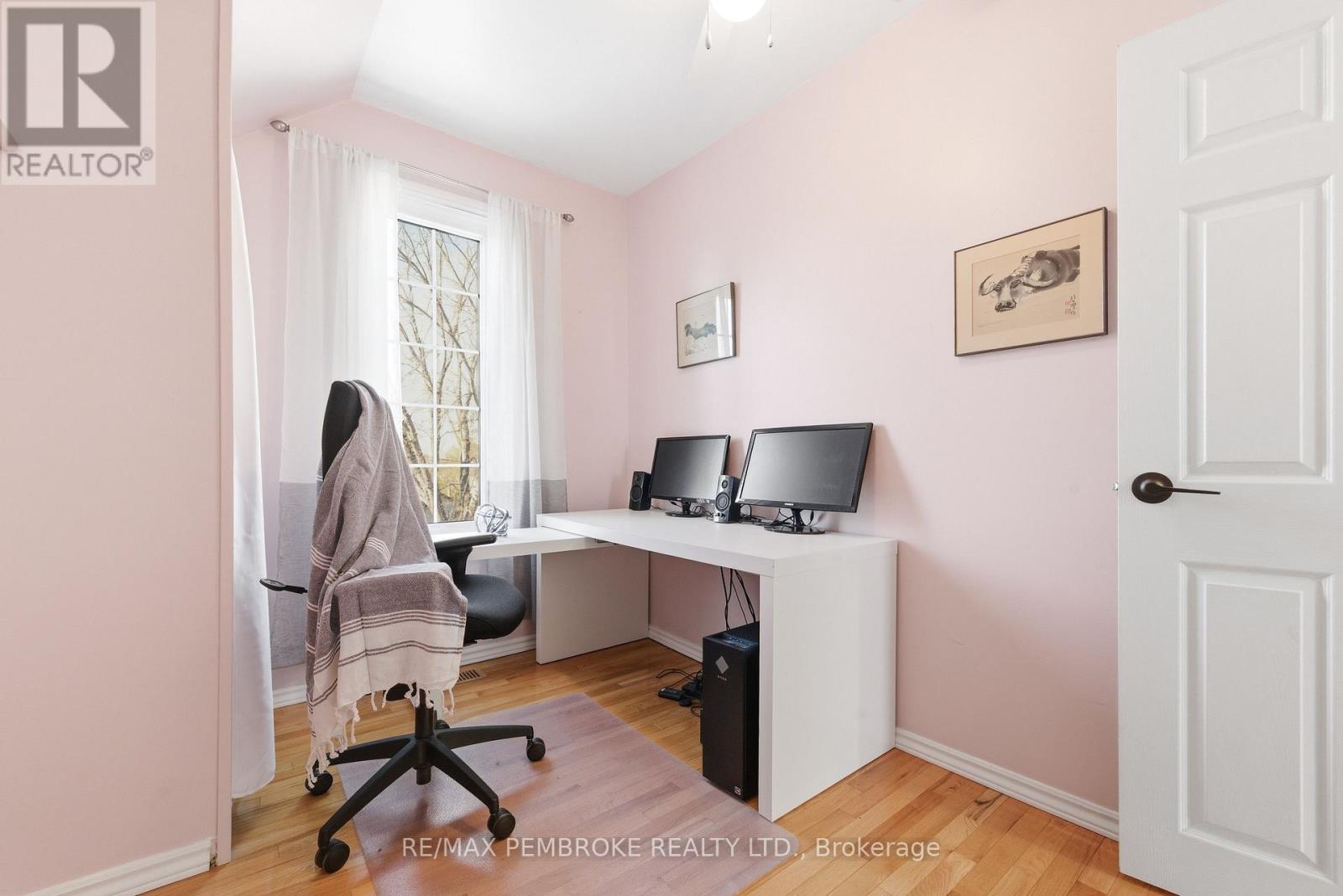 566 Perth Street, Pembroke, Ontario  K8A 6B6 - Photo 30 - X13107086