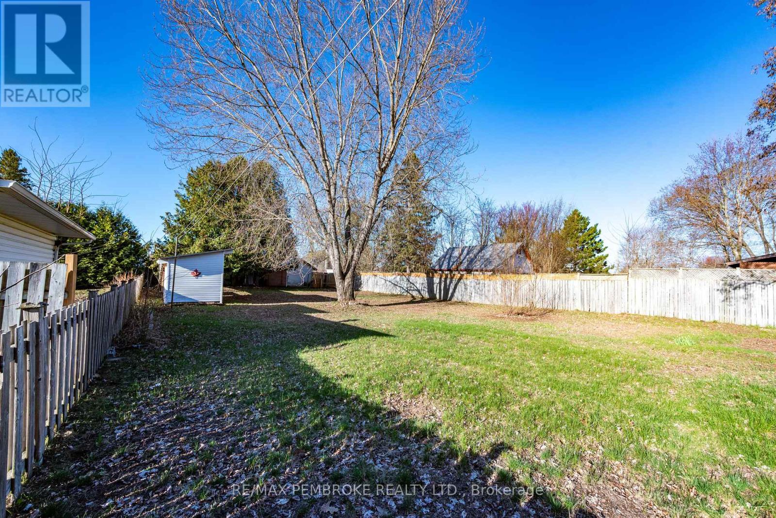 566 Perth Street, Pembroke, Ontario  K8A 6B6 - Photo 34 - X13107086