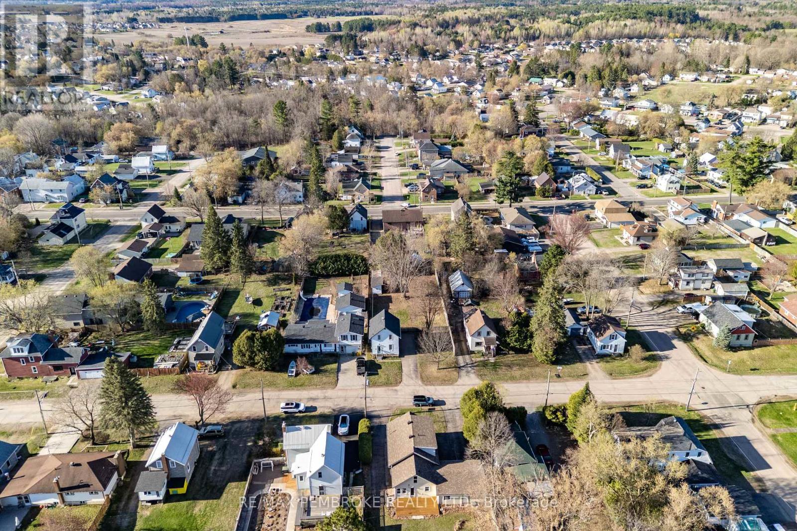 566 Perth Street, Pembroke, Ontario  K8A 6B6 - Photo 46 - X13107086
