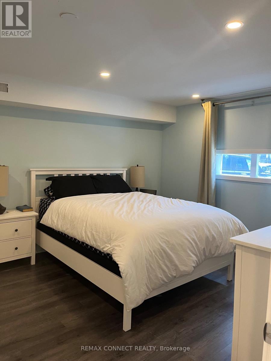 1 - 685 Westshore Boulevard S, Pickering, Ontario  L1W 3G2 - Photo 3 - E13107088
