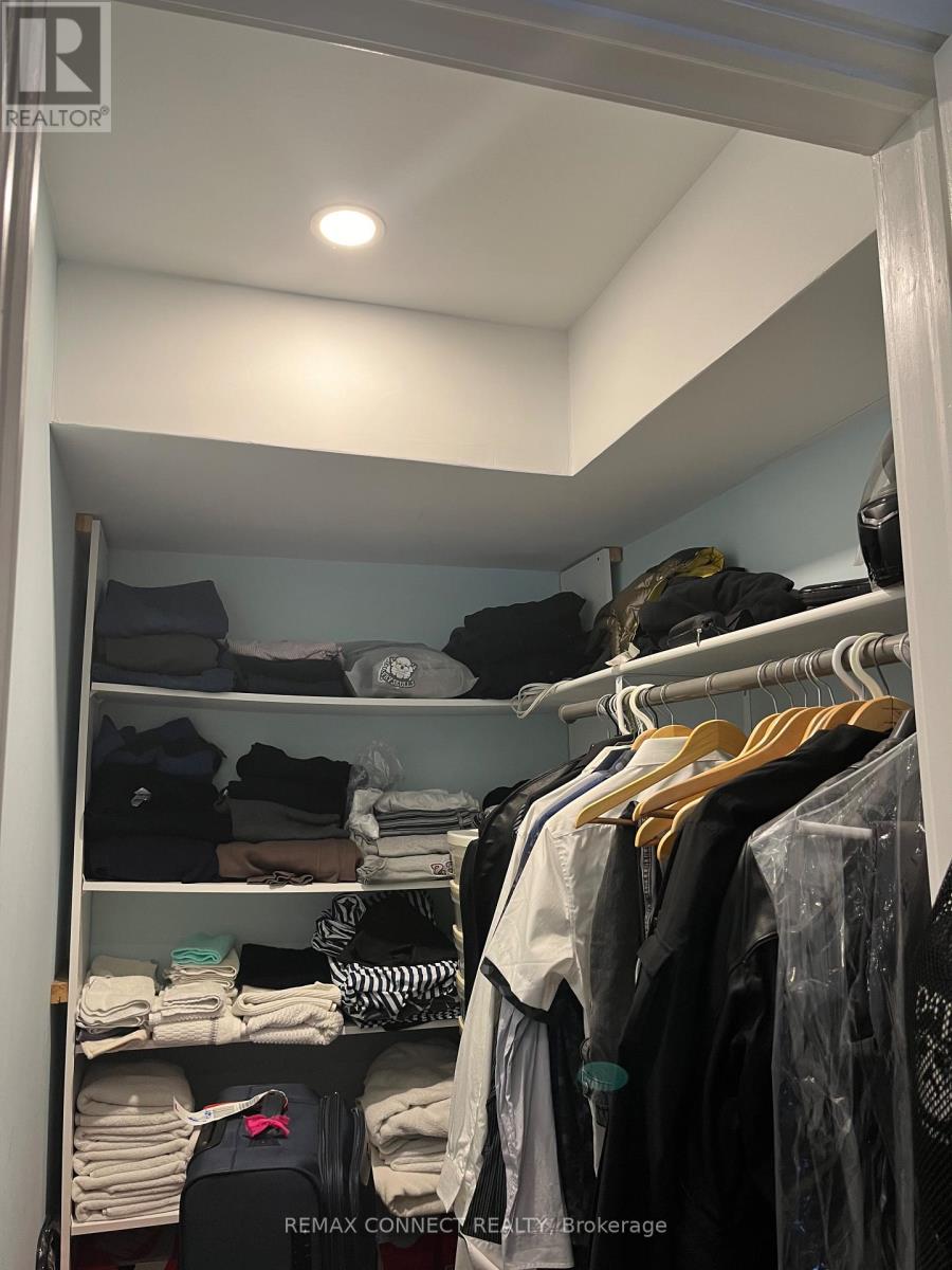 1 - 685 Westshore Boulevard S, Pickering, Ontario  L1W 3G2 - Photo 7 - E13107088