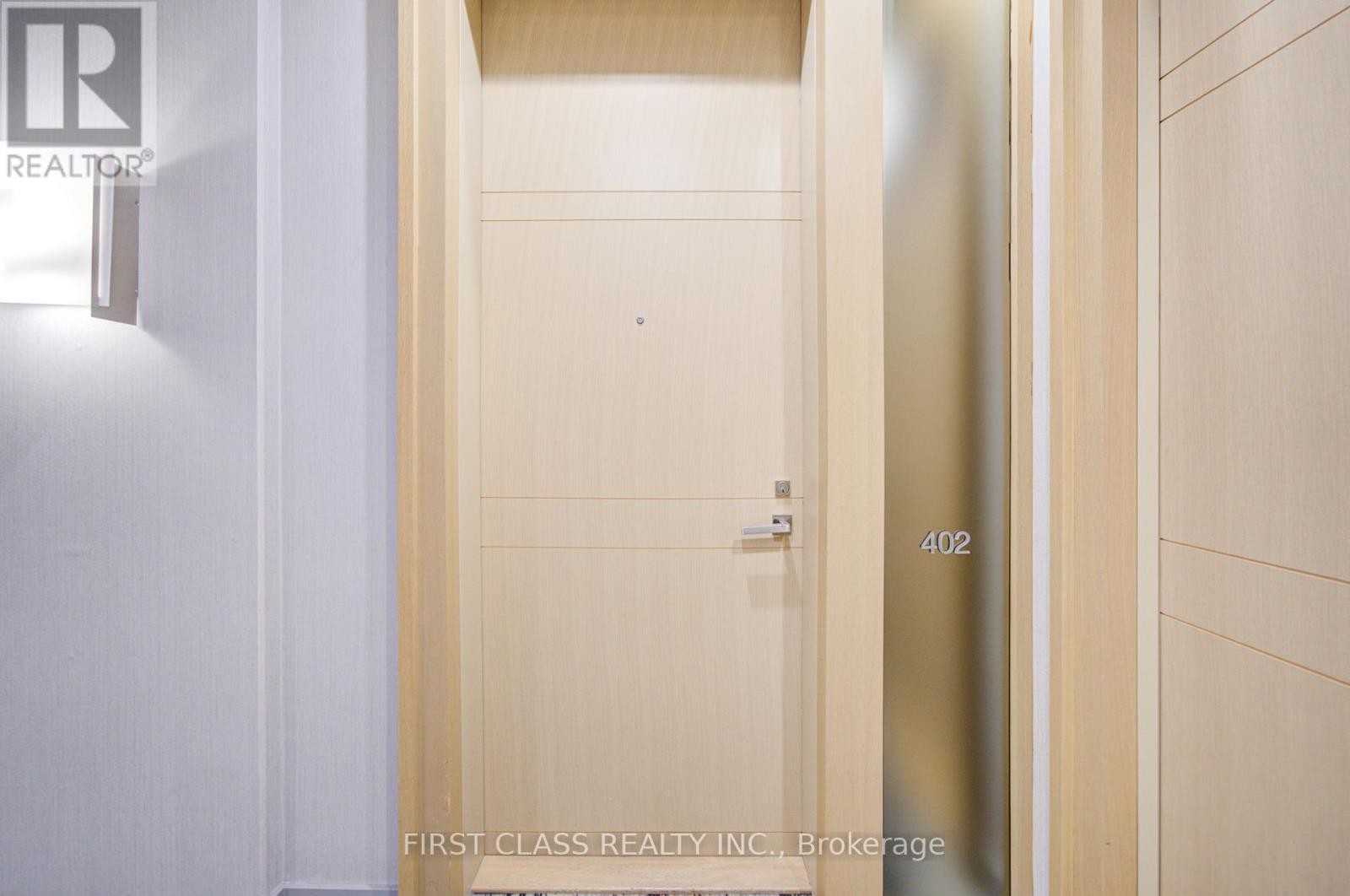 402 - 39 Queens Quay E, Toronto, Ontario  M5E 0A5 - Photo 3 - C13055922