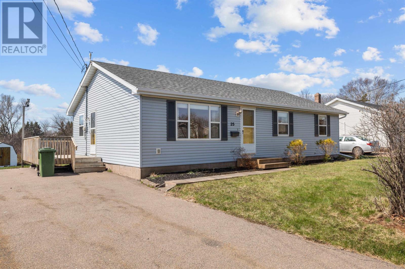 25 Friar Drive, Charlottetown, Prince Edward Island  C1A 9L1 - Photo 1 - 202610317