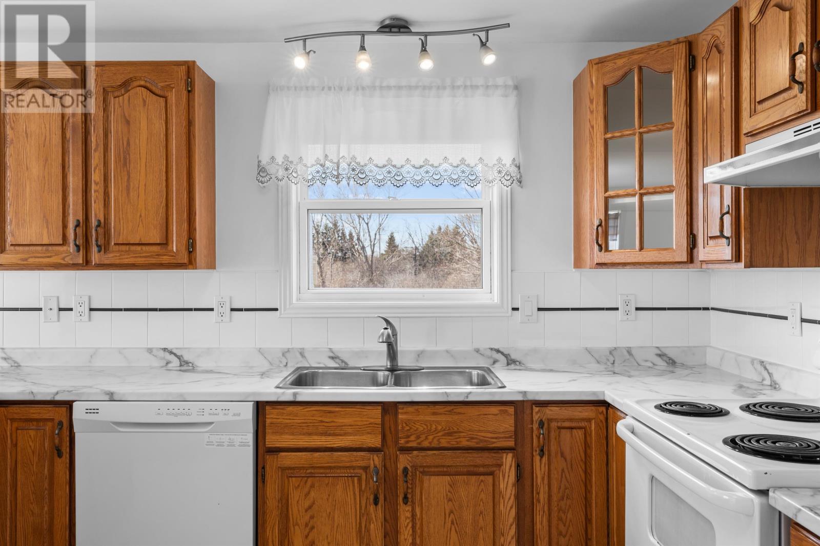 25 Friar Drive, Charlottetown, Prince Edward Island  C1A 9L1 - Photo 14 - 202610317