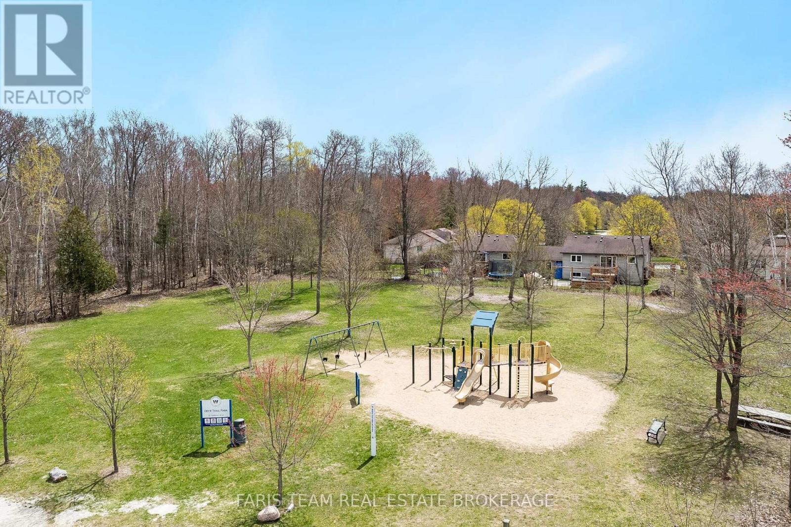 5 Harbour Crescent, Wasaga Beach, Ontario  L9Z 1G4 - Photo 33 - S13085980