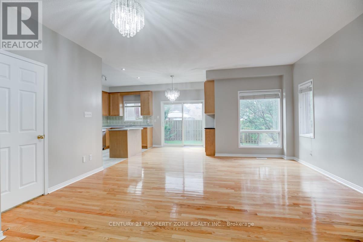 3143 Eclipse Avenue, Mississauga, Ontario  L5M 7X3 - Photo 5 - W13103262