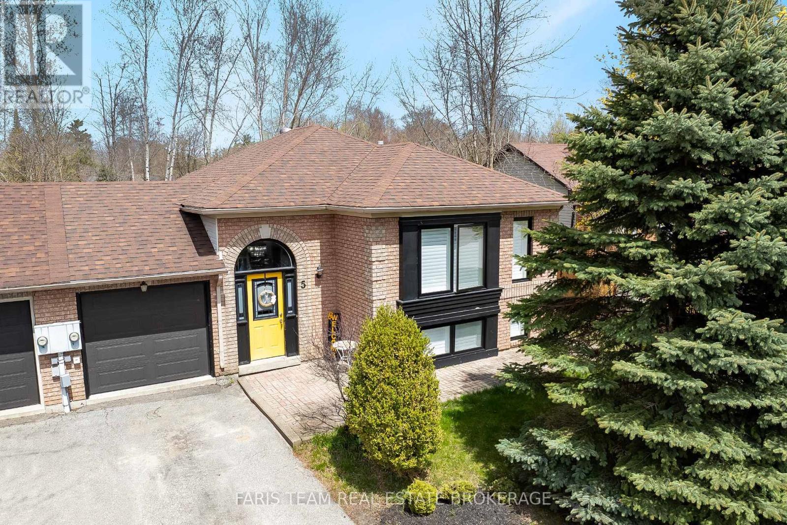 5 HARBOUR CRESCENT, Wasaga Beach, Ontario