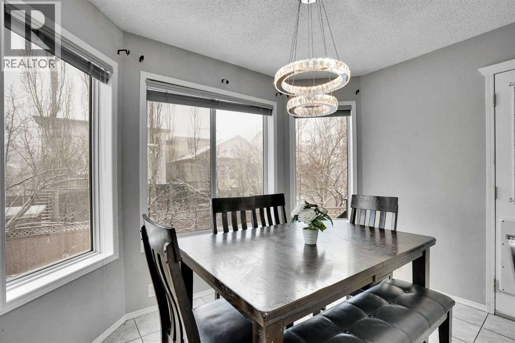 39 Douglasview Road Se, Calgary, Alberta  T2Z 2S8 - Photo 15 - A2292349