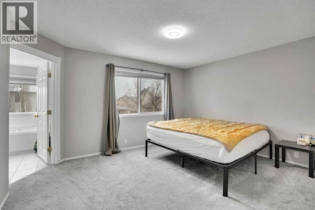 39 Douglasview Road Se, Calgary, Alberta  T2Z 2S8 - Photo 34 - A2292349
