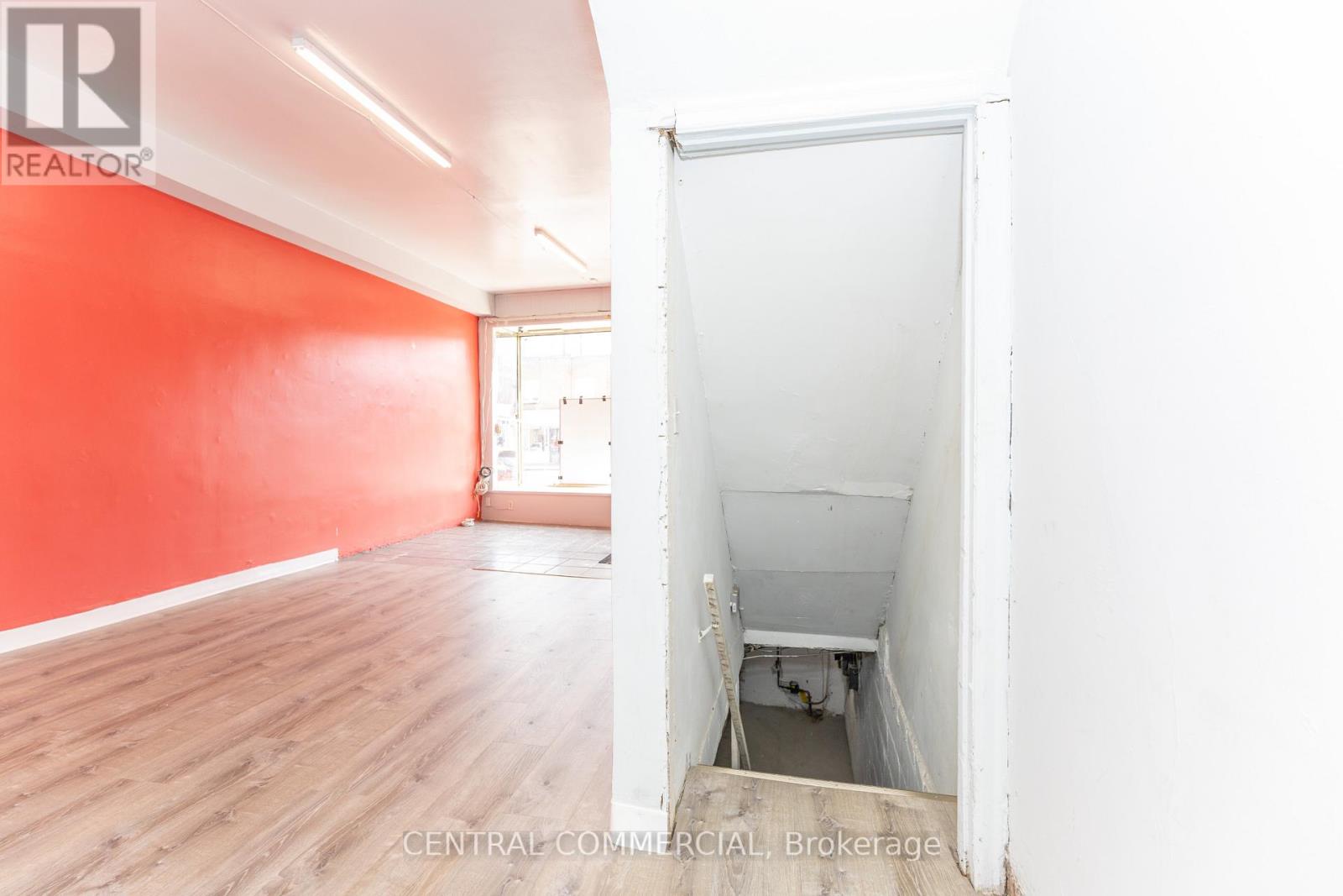 2850-2852 Dufferin Street, Toronto, Ontario  M6B 3S3 - Photo 13 - W13107092