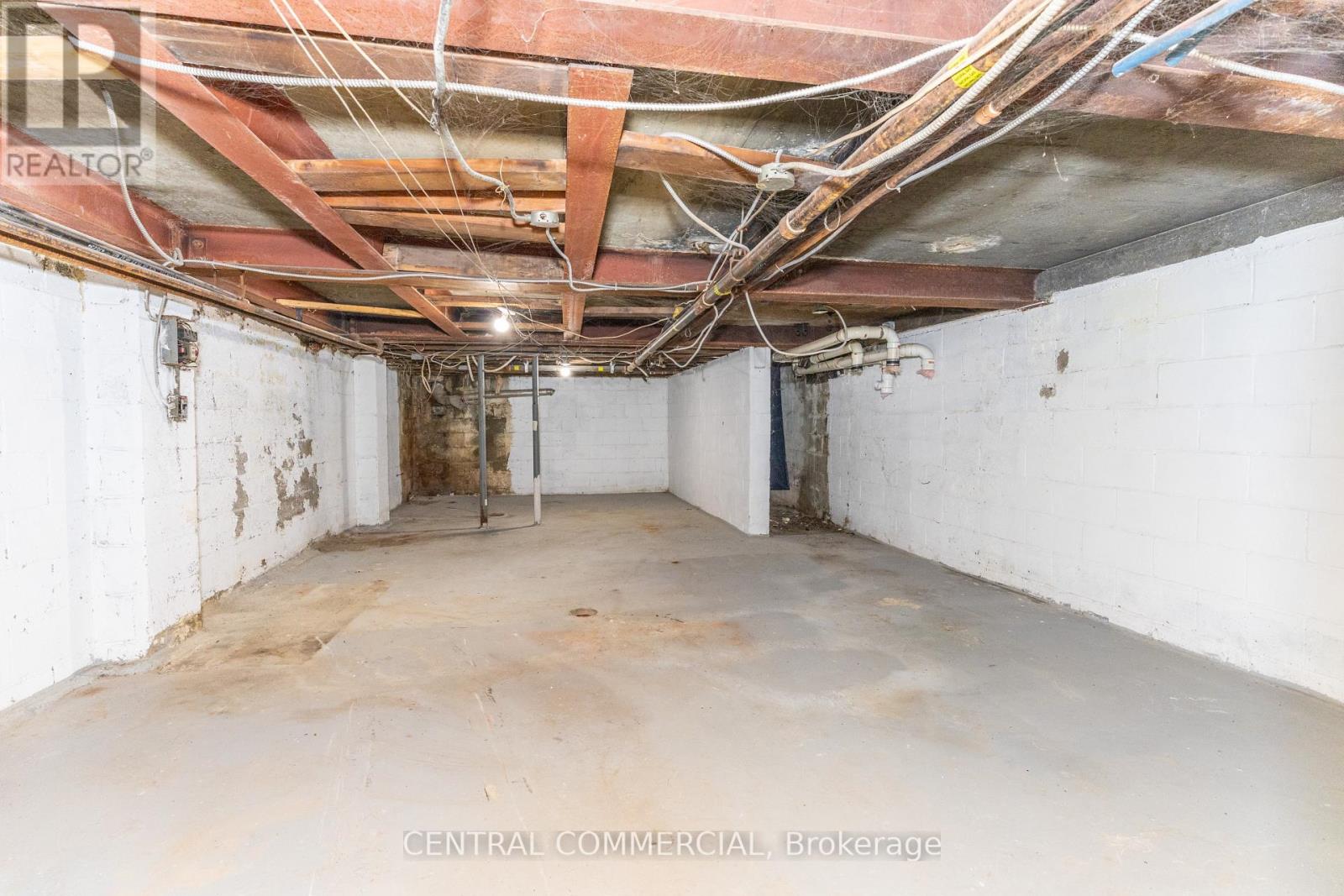 2850-2852 Dufferin Street, Toronto, Ontario  M6B 3S3 - Photo 17 - W13107092
