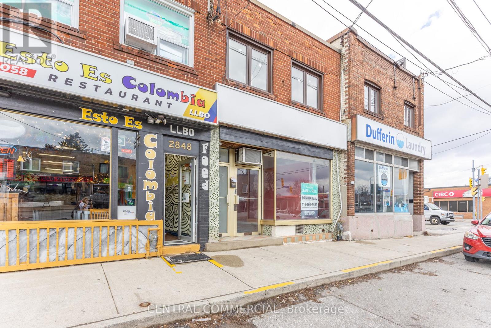 2850-2852 Dufferin Street, Toronto, Ontario  M6B 3S3 - Photo 2 - W13107092
