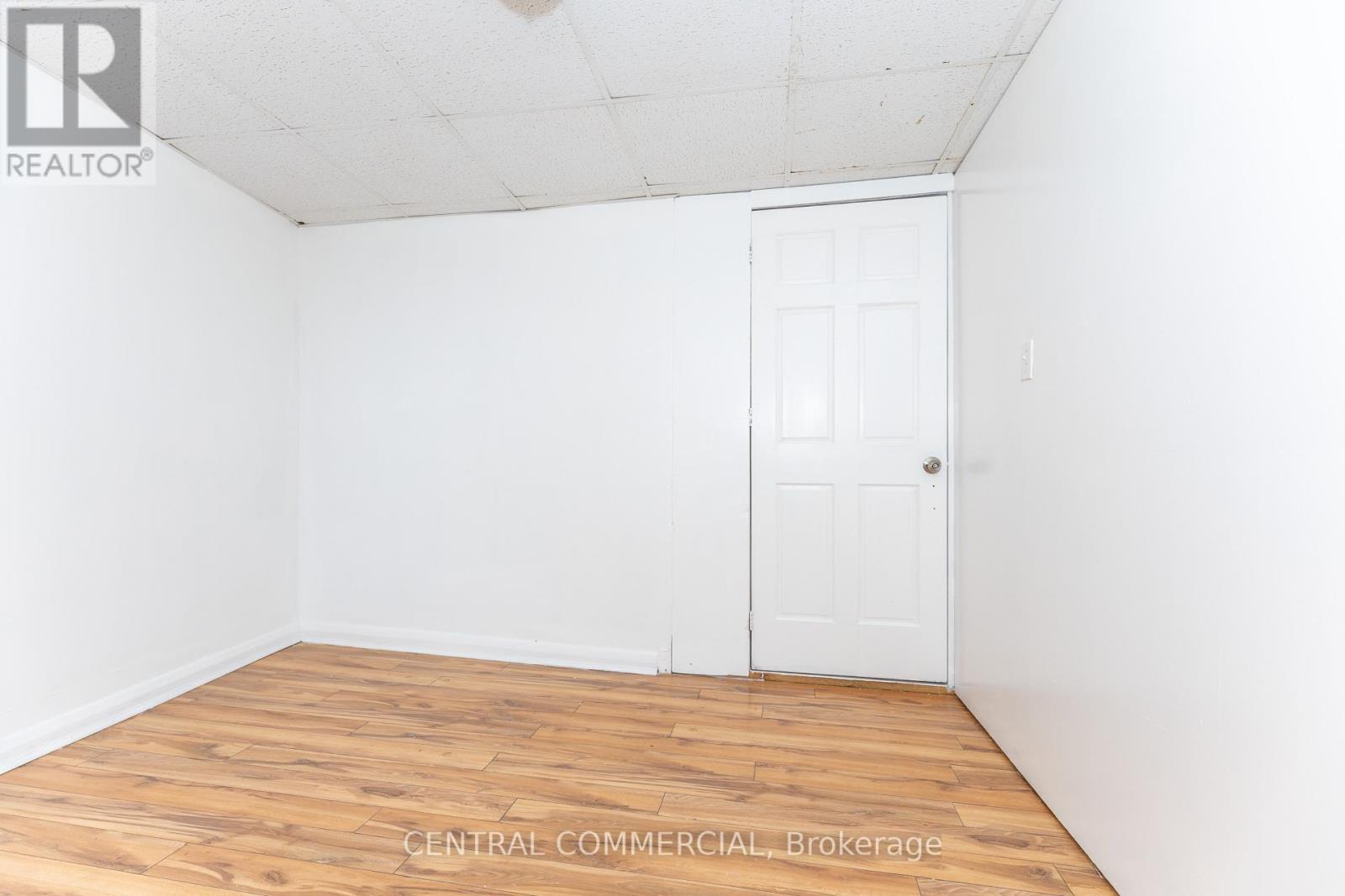 2850-2852 Dufferin Street, Toronto, Ontario  M6B 3S3 - Photo 20 - W13107092