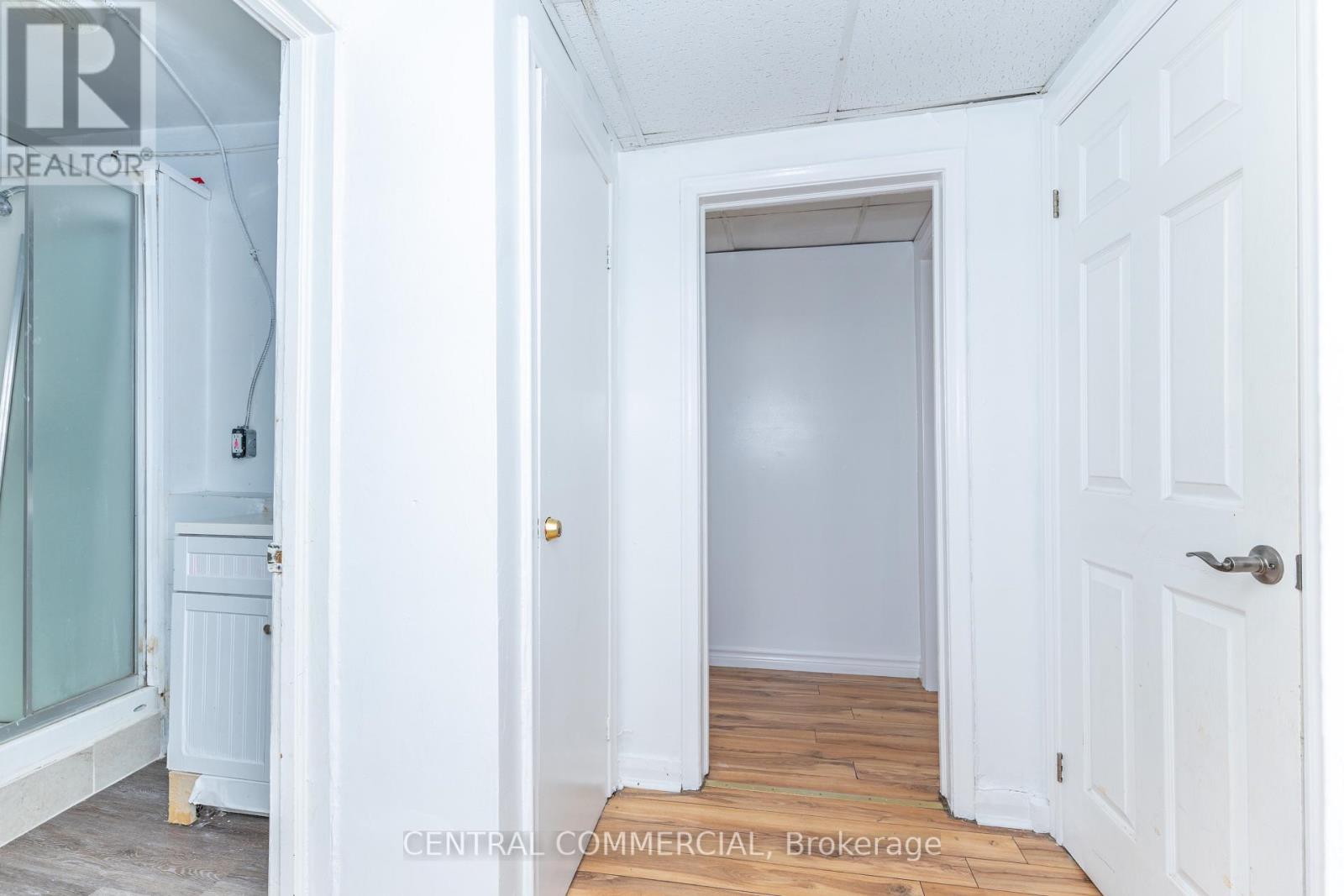 2850-2852 Dufferin Street, Toronto, Ontario  M6B 3S3 - Photo 21 - W13107092