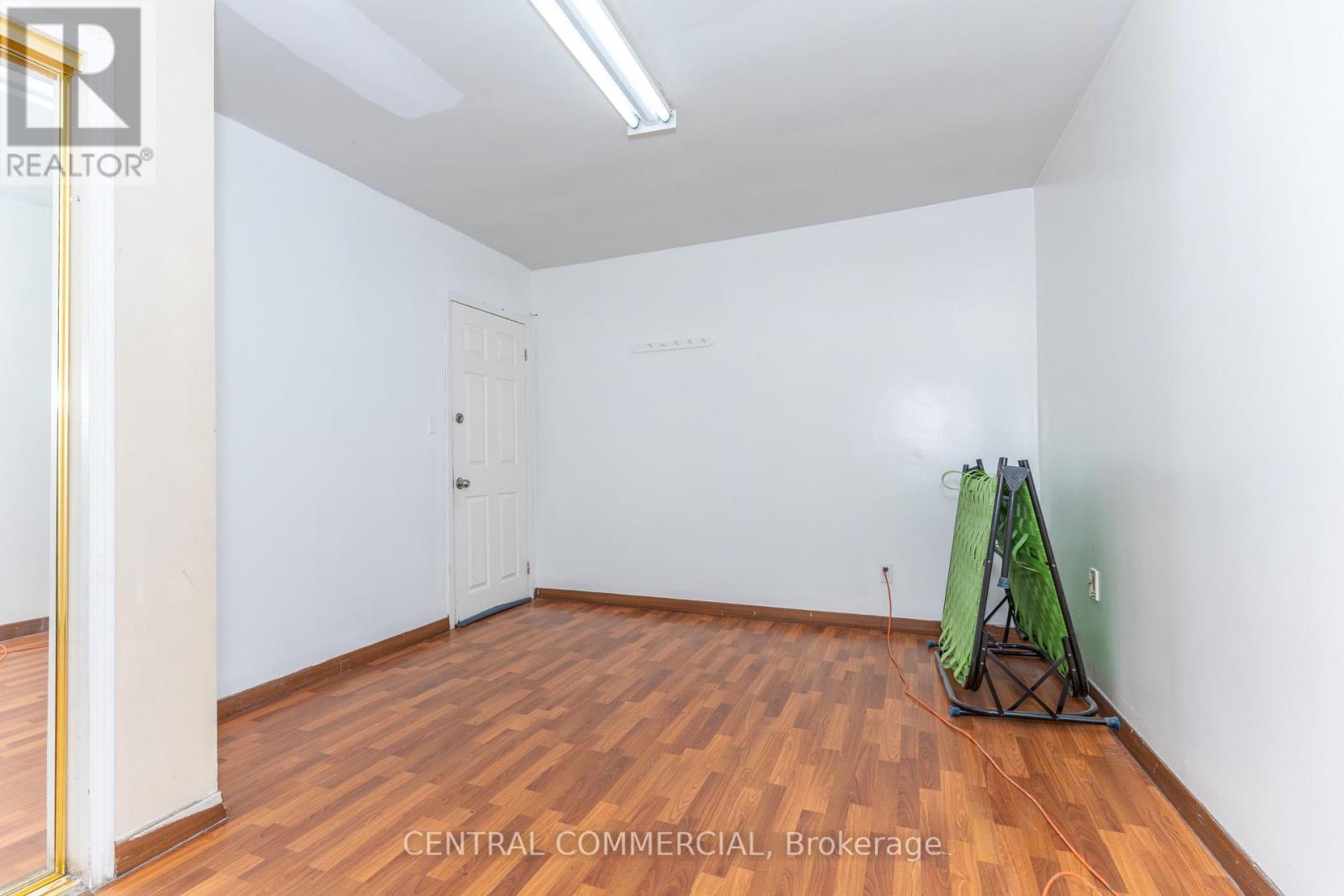 2850-2852 Dufferin Street, Toronto, Ontario  M6B 3S3 - Photo 31 - W13107092
