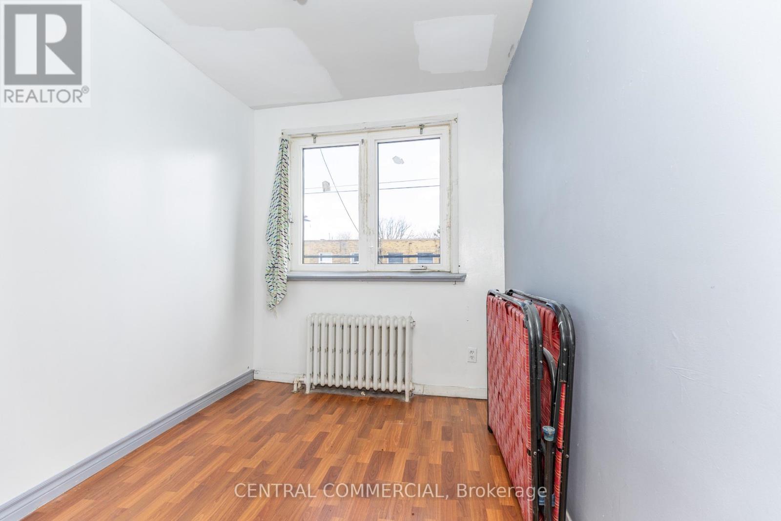 2850-2852 Dufferin Street, Toronto, Ontario  M6B 3S3 - Photo 34 - W13107092