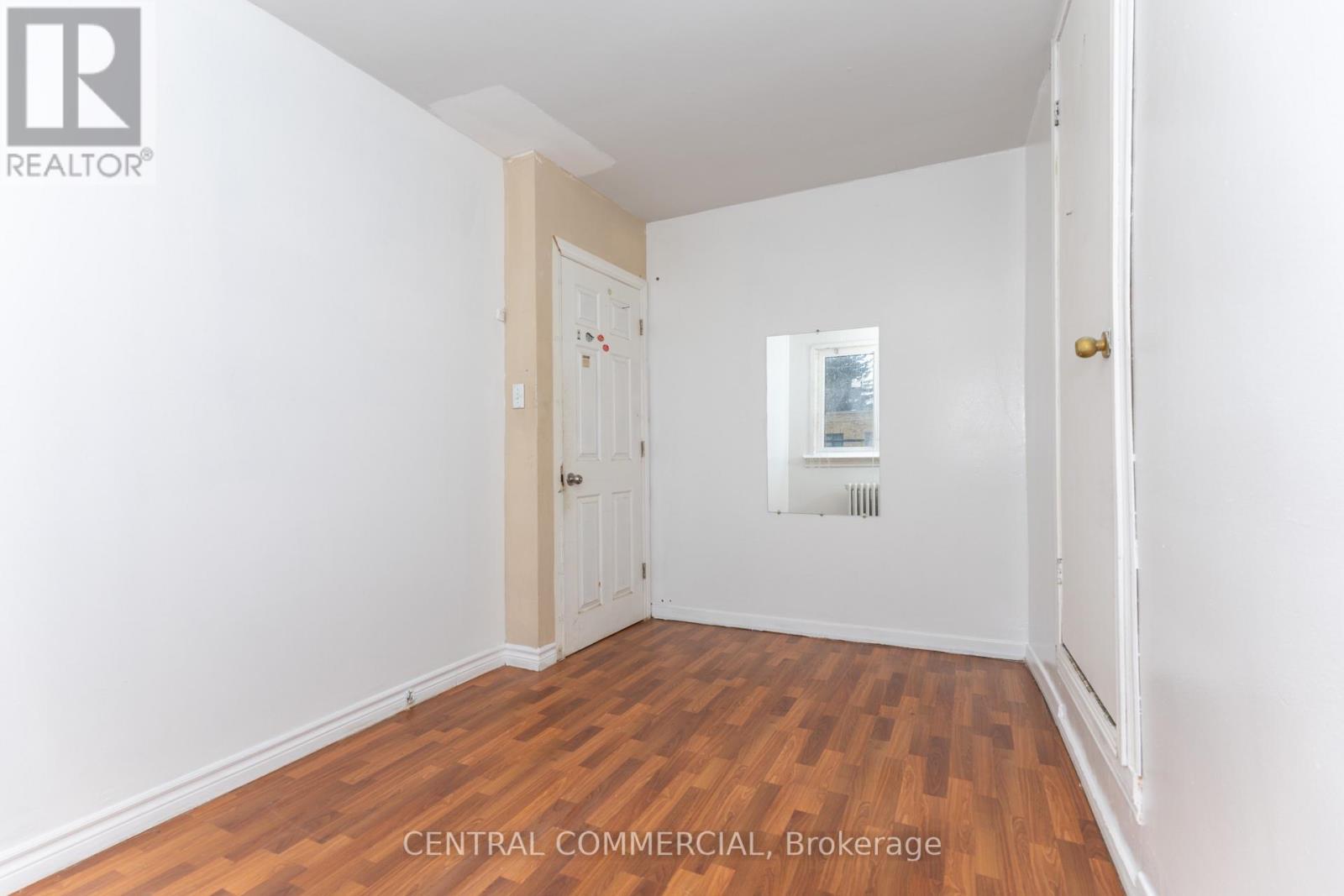 2850-2852 Dufferin Street, Toronto, Ontario  M6B 3S3 - Photo 36 - W13107092