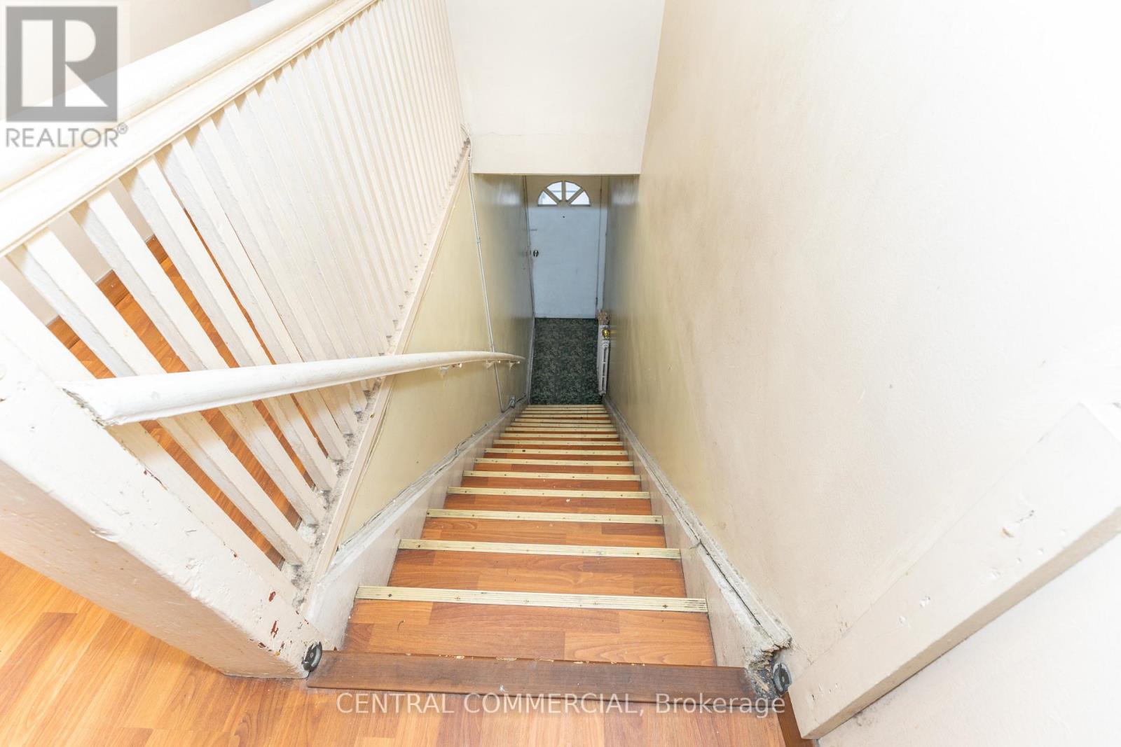 2850-2852 Dufferin Street, Toronto, Ontario  M6B 3S3 - Photo 37 - W13107092