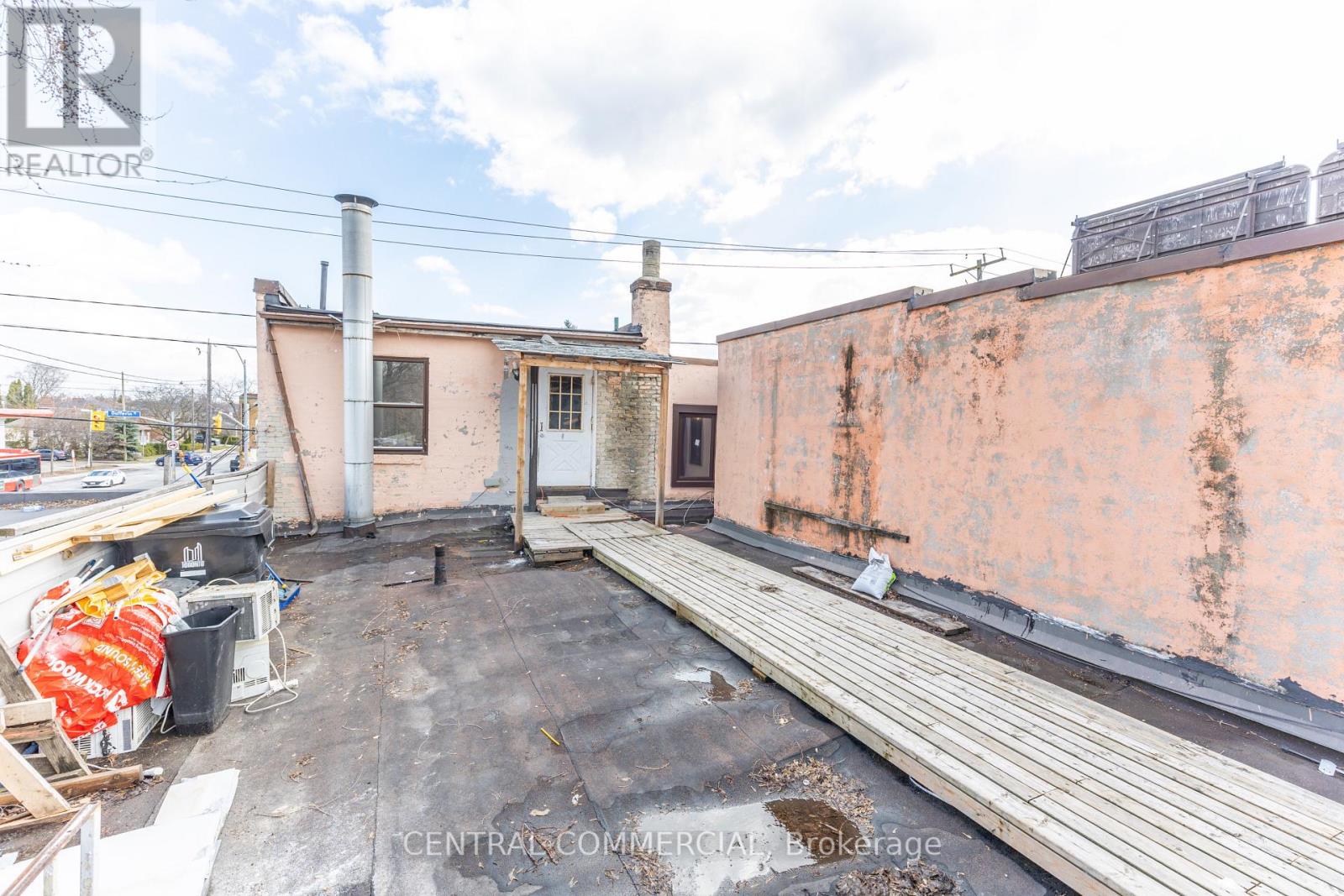 2850-2852 Dufferin Street, Toronto, Ontario  M6B 3S3 - Photo 4 - W13107092