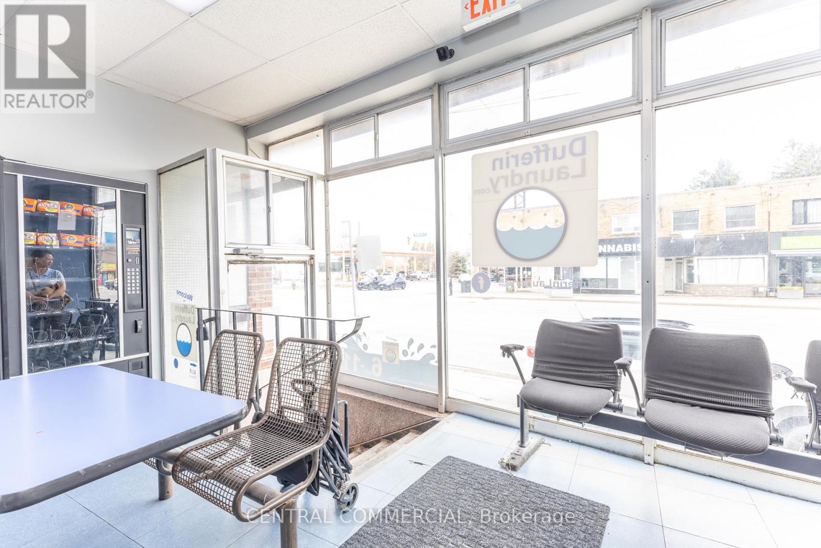 2850-2852 Dufferin Street, Toronto, Ontario  M6B 3S3 - Photo 44 - W13107092