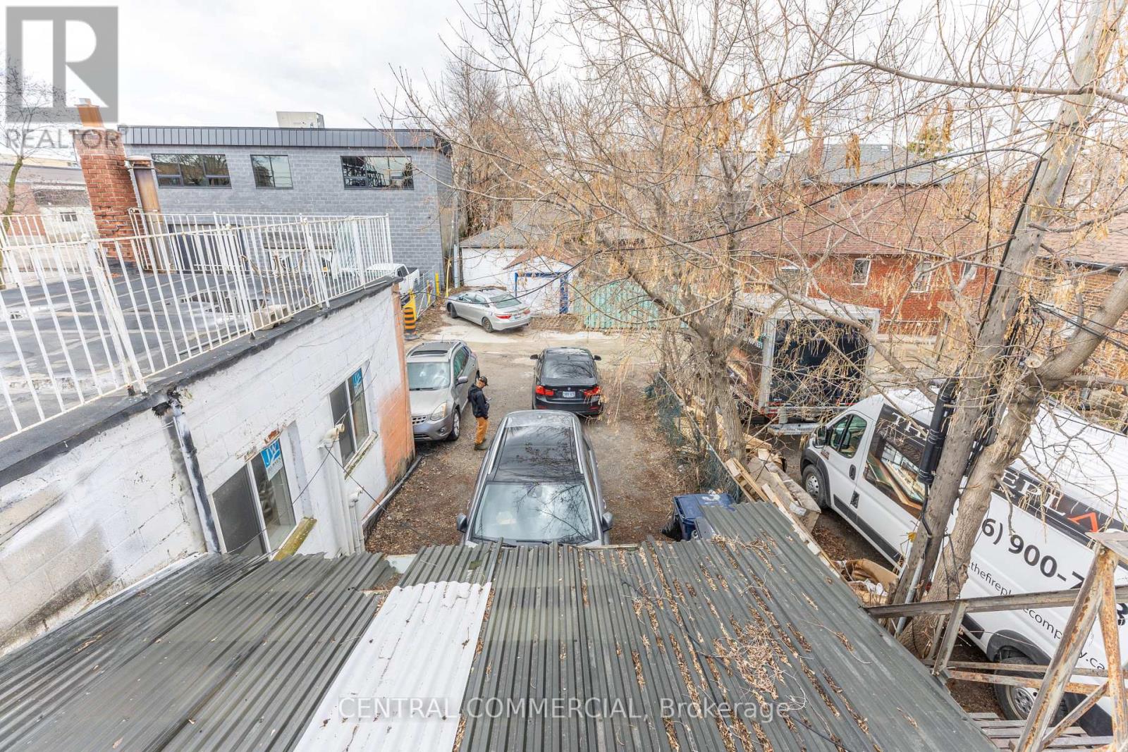 2850-2852 Dufferin Street, Toronto, Ontario  M6B 3S3 - Photo 45 - W13107092