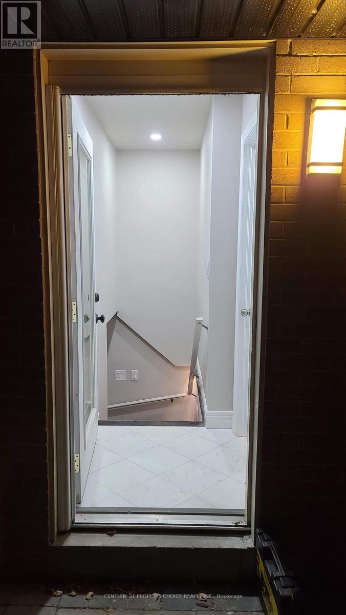 Basement - 3 Erindale Crescent, Brampton, Ontario  L6W 1B4 - Photo 12 - W13107116