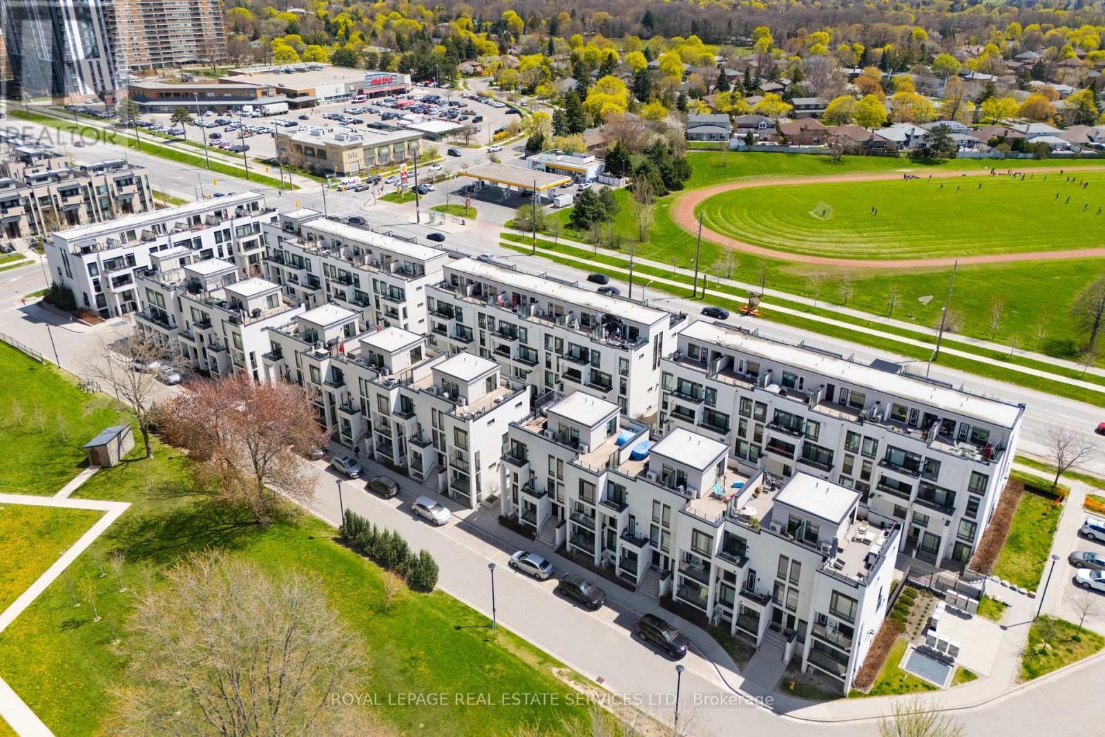 721 - 138 Widdicome Hill Boulevard, Toronto, Ontario  M9R 0A9 - Photo 3 - W13107172