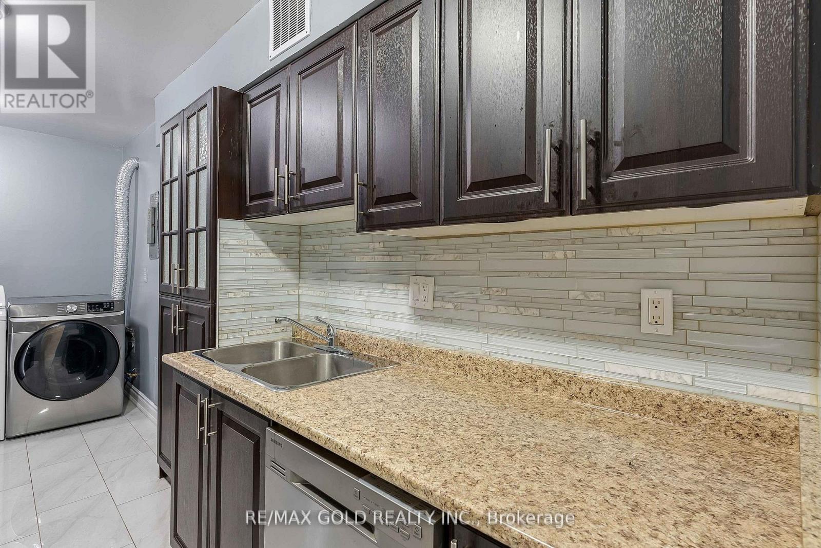 513 - 340 Dixon Road, Toronto, Ontario  M9R 1T1 - Photo 10 - W13107178