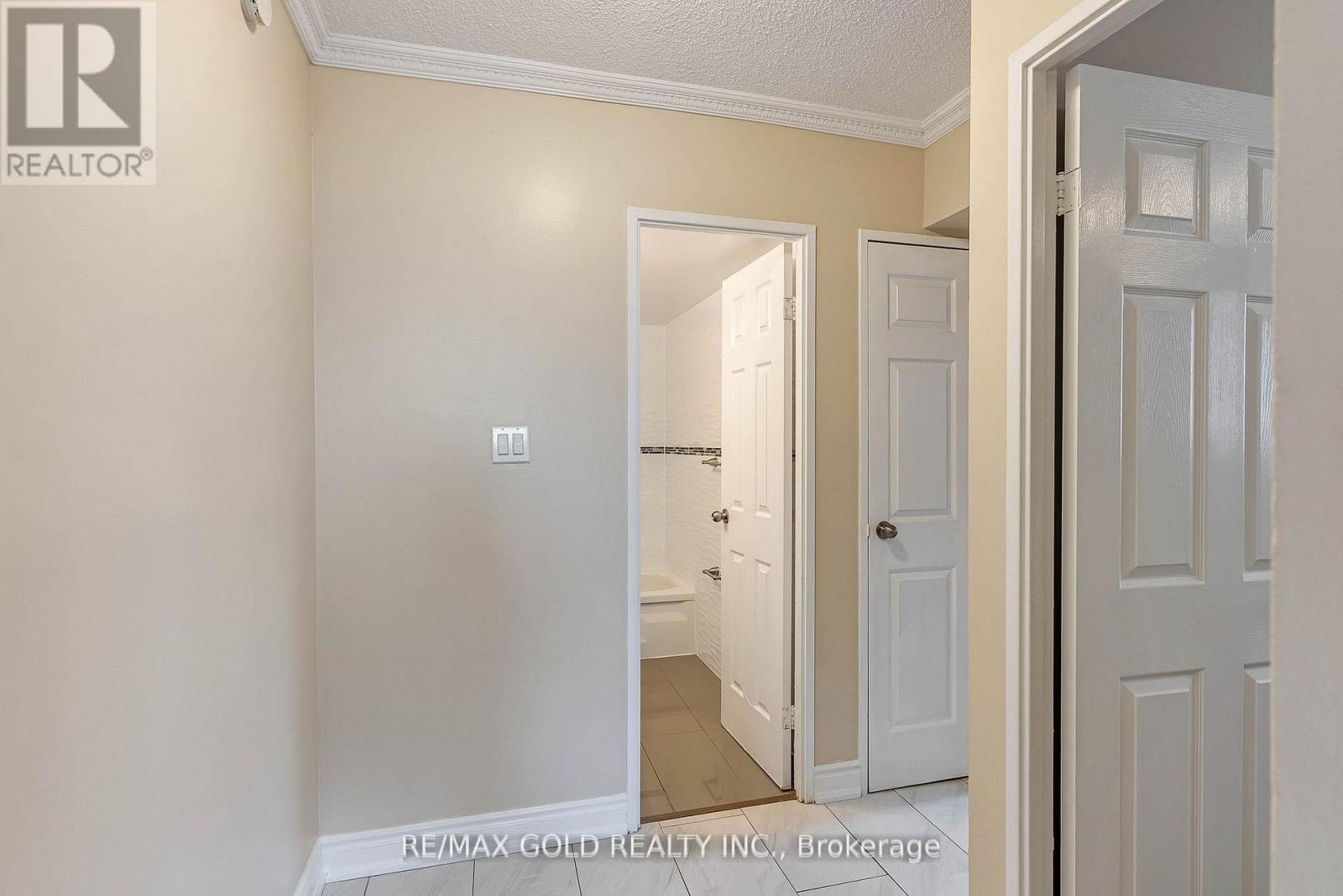 513 - 340 Dixon Road, Toronto, Ontario  M9R 1T1 - Photo 12 - W13107178