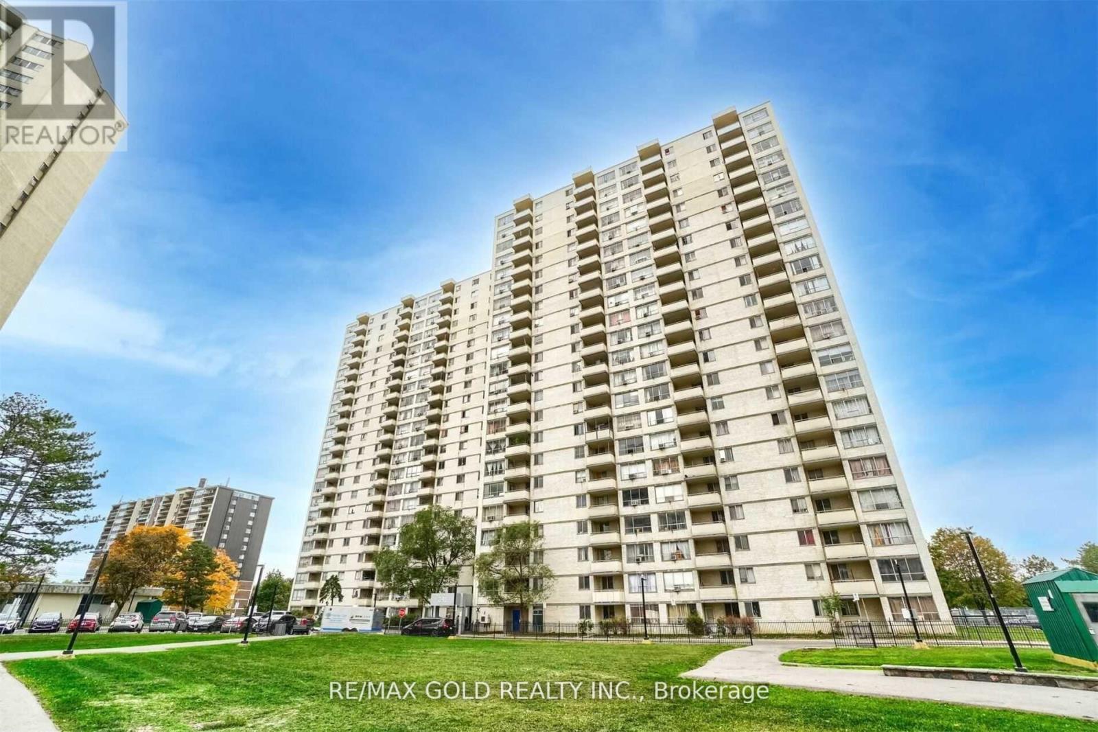 513 - 340 Dixon Road, Toronto, Ontario  M9R 1T1 - Photo 2 - W13107178