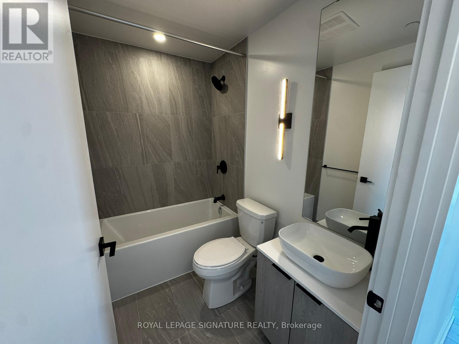 2602 - 1185 Dupont Street, Toronto, Ontario  M6H 0G5 - Photo 9 - W13107182