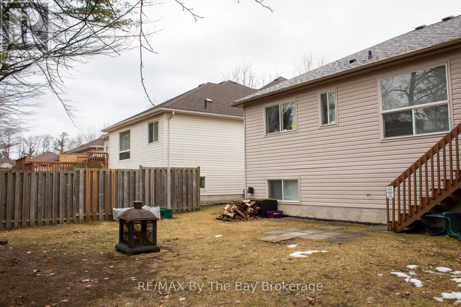 48 Rose Valley Way, Wasaga Beach, Ontario  L9Z 3C4 - Photo 11 - S12716154