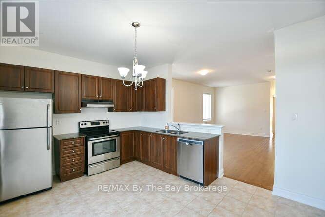 11 Savannah Crescent, Wasaga Beach, Ontario  L9Z 0E7 - Photo 19 - S12756656