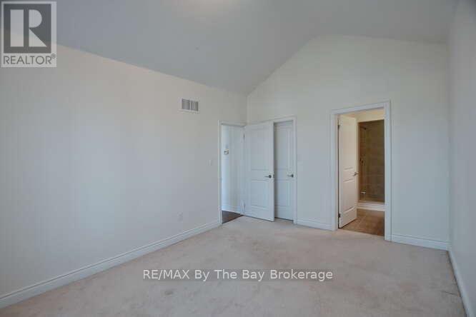 11 Savannah Crescent, Wasaga Beach, Ontario  L9Z 0E7 - Photo 21 - S12756656
