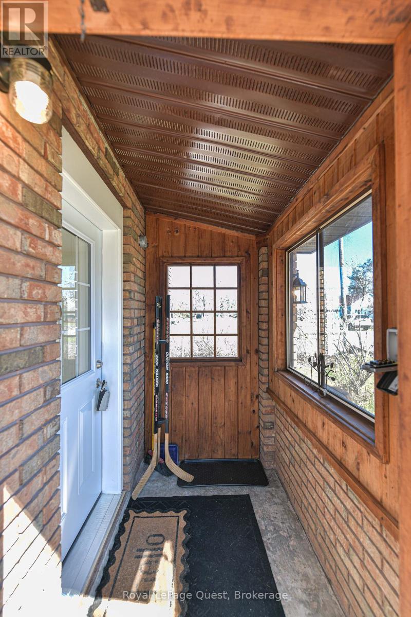 38 Adair Street, Orillia, Ontario  L3V 2X2 - Photo 7 - S13056062