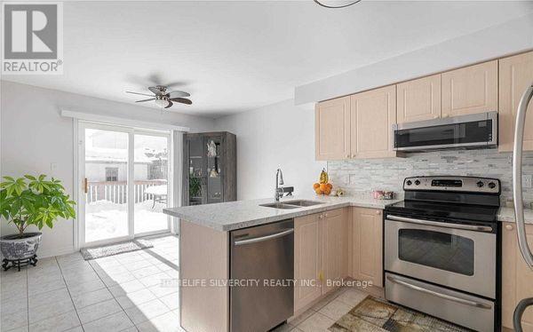 680 Langlaw Drive, Cambridge, Ontario  N1P 1H3 - Photo 4 - X13107082